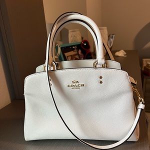 Coach Bag. Medium size. White.